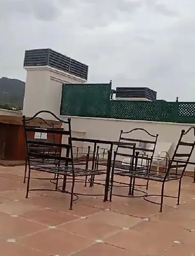 Atico Duplex Guadalpin Apartmán *